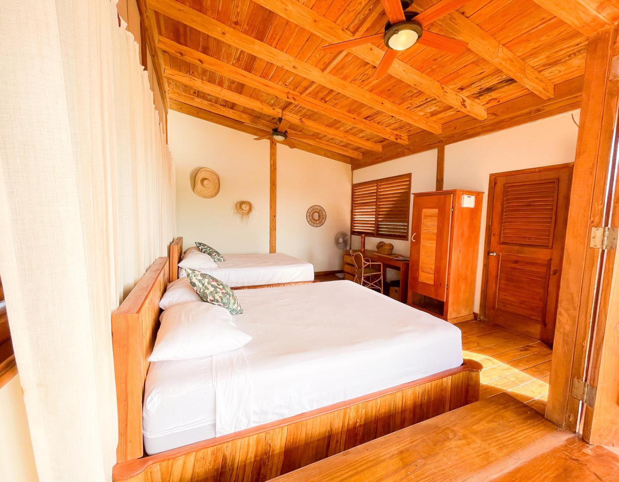 Eco Del Mar Hotel Pedernales Kültér fotó